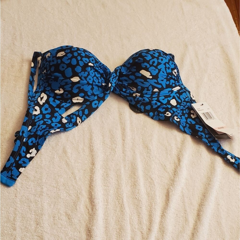 SWIMSUIT Top - Picture 4 of 4